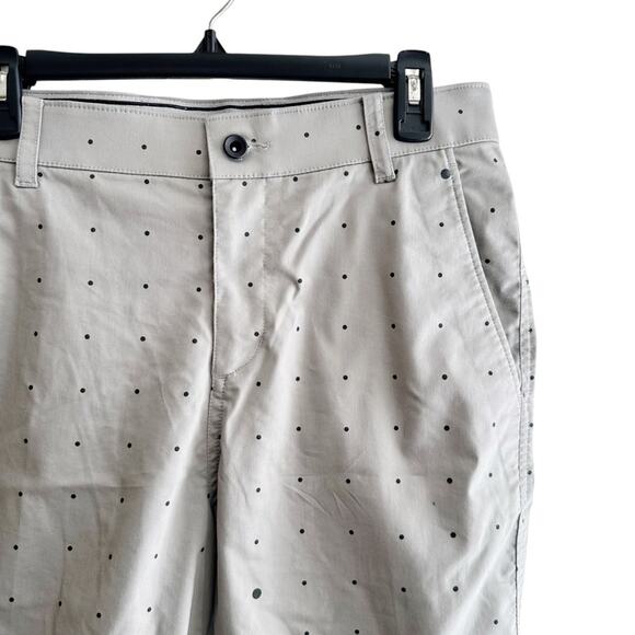 Nike Golf Dot Print Chino Shorts Dri-FIT UPF Standard Fit - Picture 3 of 7